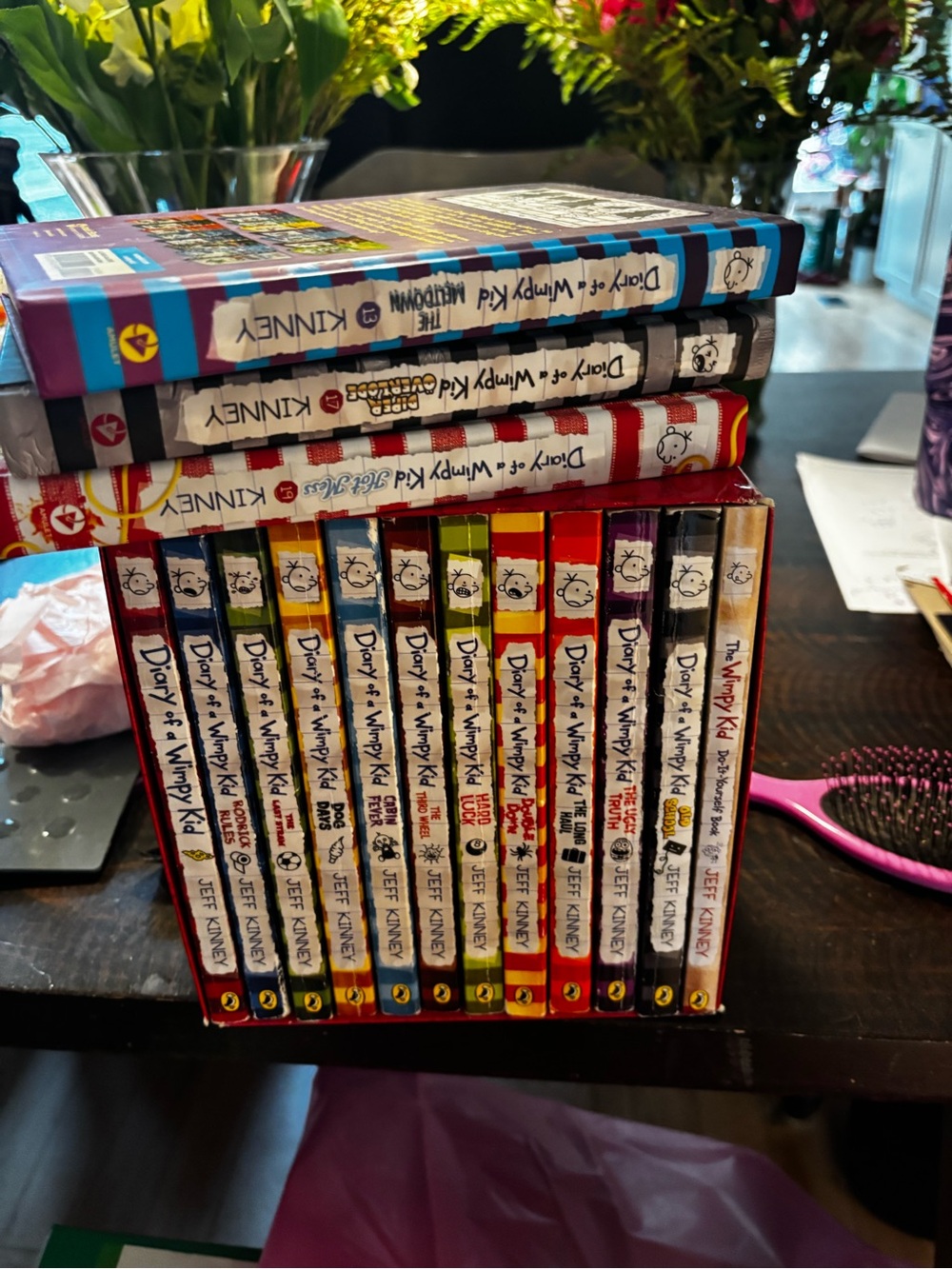 Diary of a Wimpy Kid Boxed Set – additional three books included